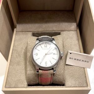 Burberry Silver Dial Fabric Check Ladies Watch